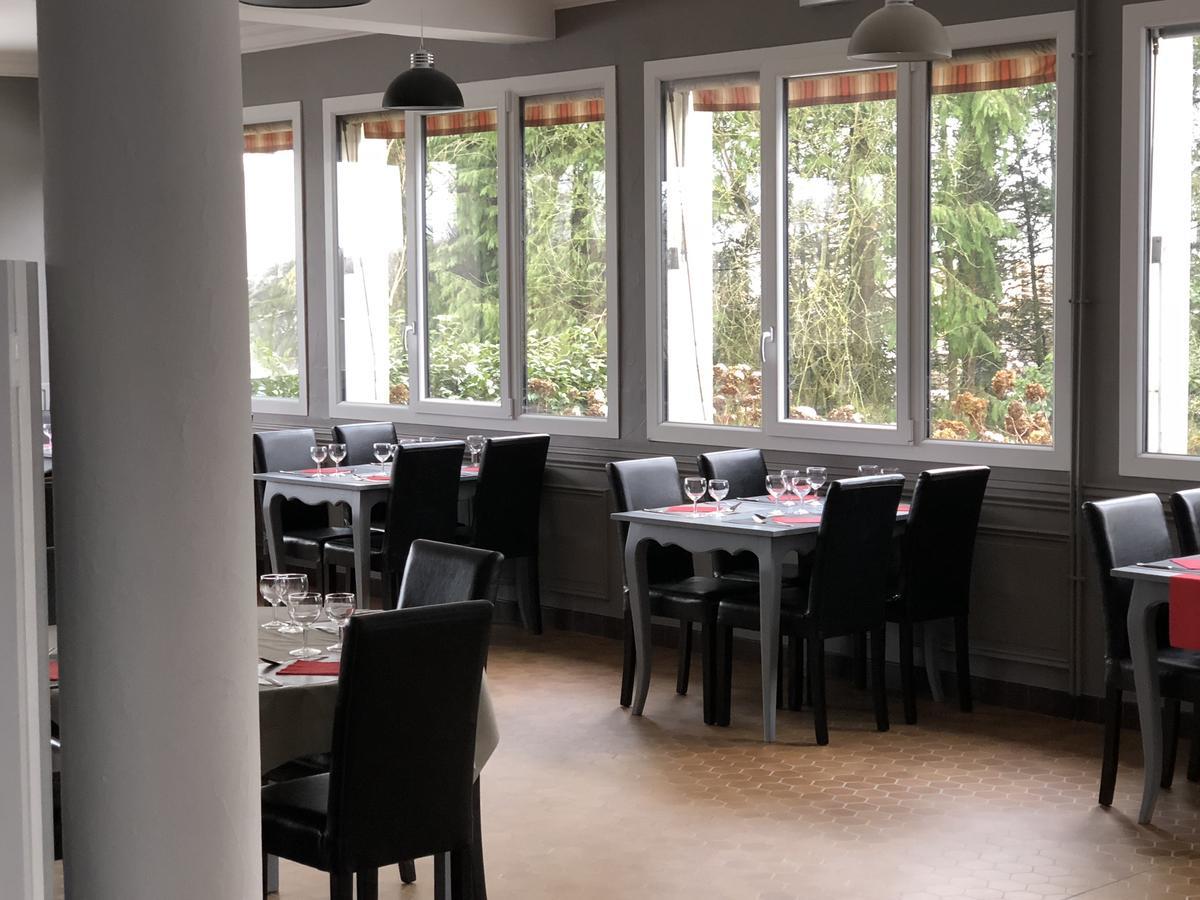 La Cle Des Champs Hotell Le Teilleul Eksteriør bilde